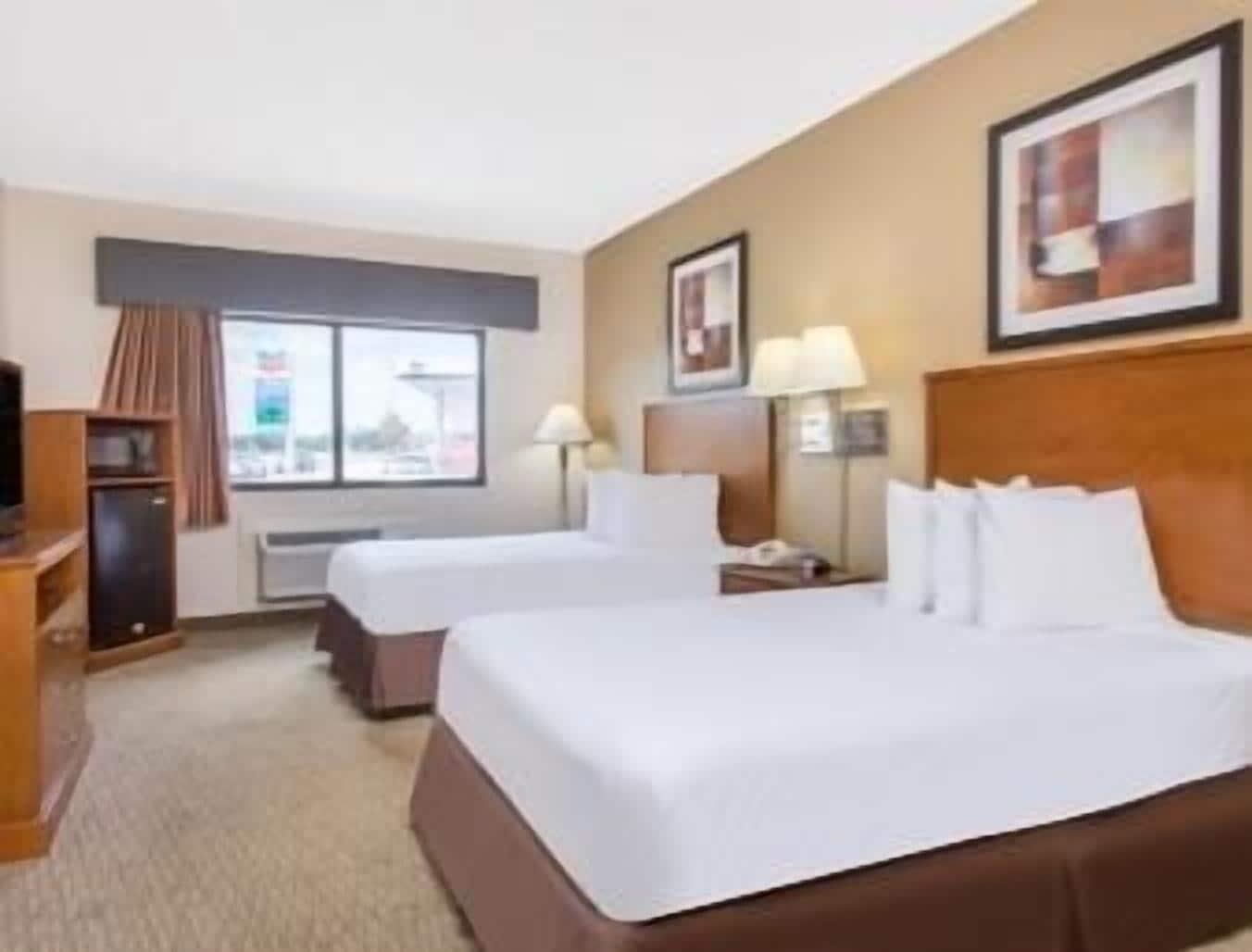 Days Inn By Wyndham Phenix City Near Fort Moore Εξωτερικό φωτογραφία